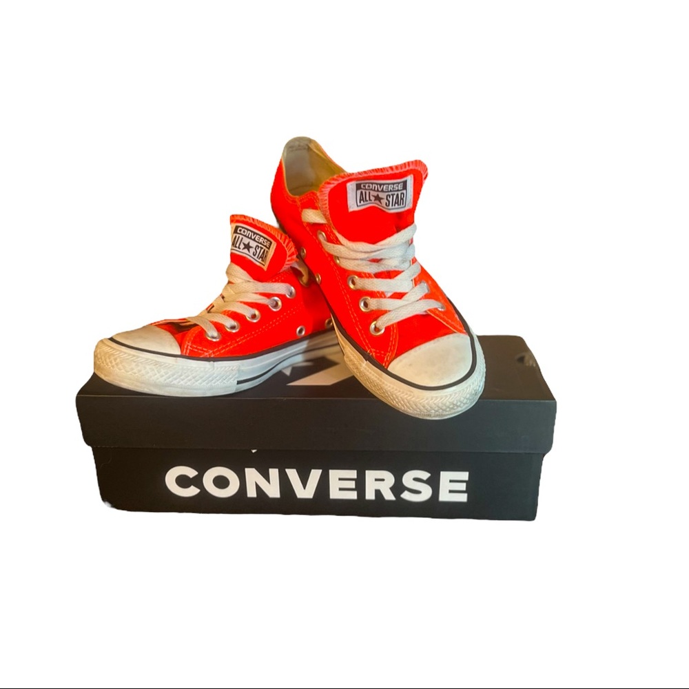 Converse Neon Orange Size 7